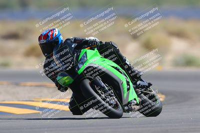 media/Oct-01-2023-SoCal Trackdays (Sun) [[4c570cc352]]/Turn 16 (120pm)/
